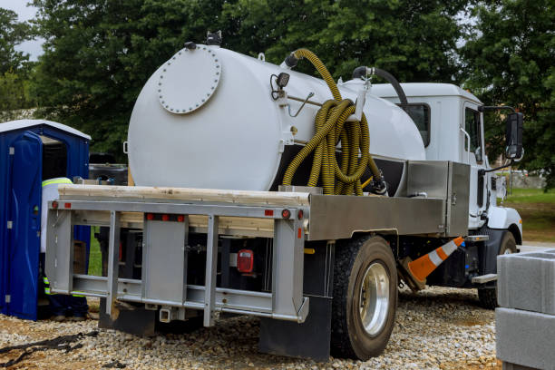 Best Affordable portable toilet rental  in Eastwood, MI